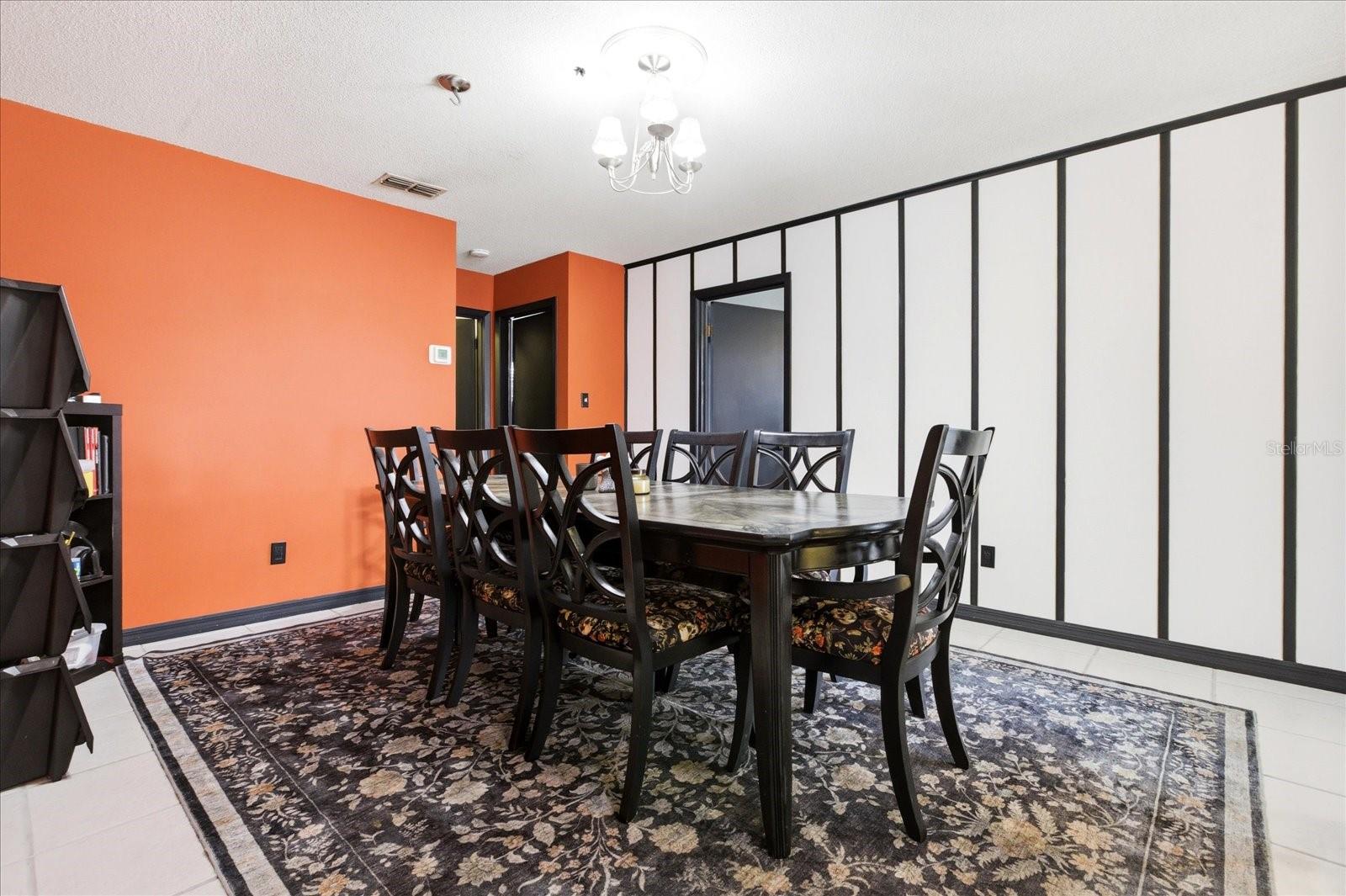 Image 11 of 28 For 4623 Conway Gardens Road