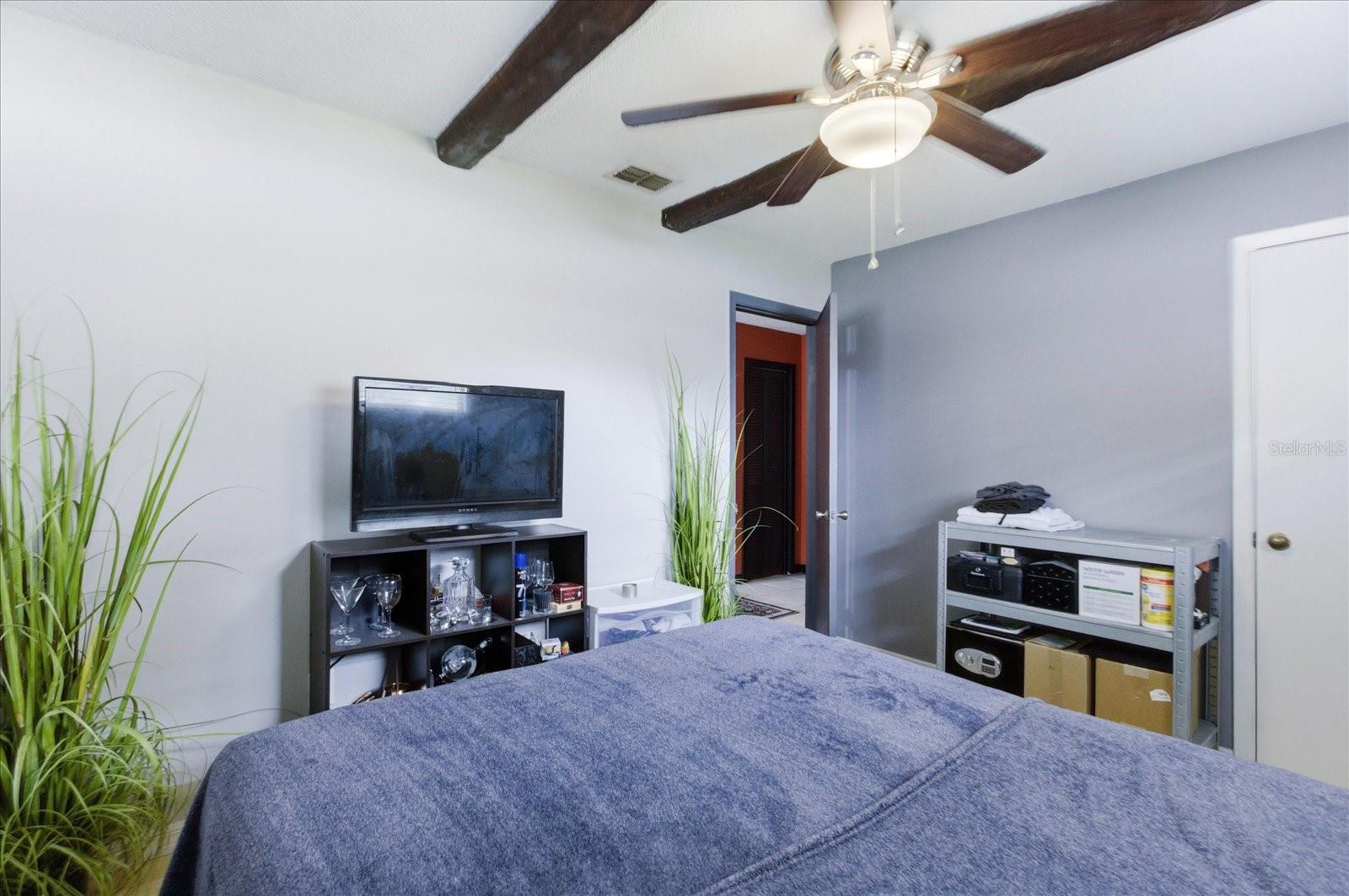 Image 17 of 28 For 4623 Conway Gardens Road