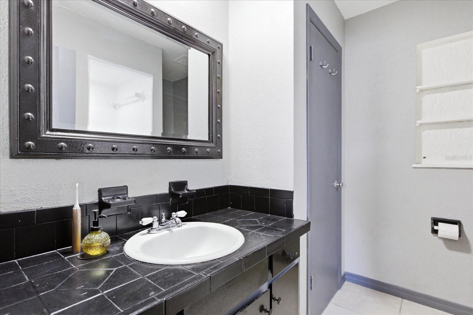 Image 20 of 28 For 4623 Conway Gardens Road