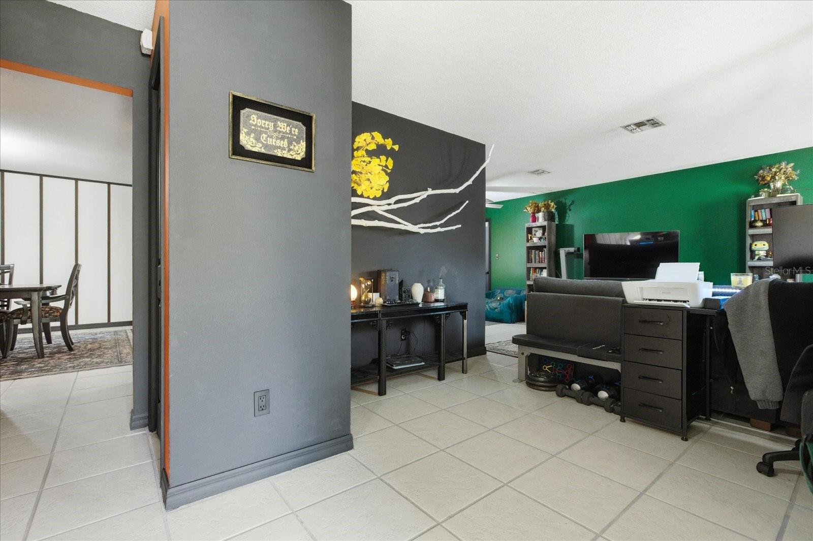 Image 3 of 28 For 4623 Conway Gardens Road