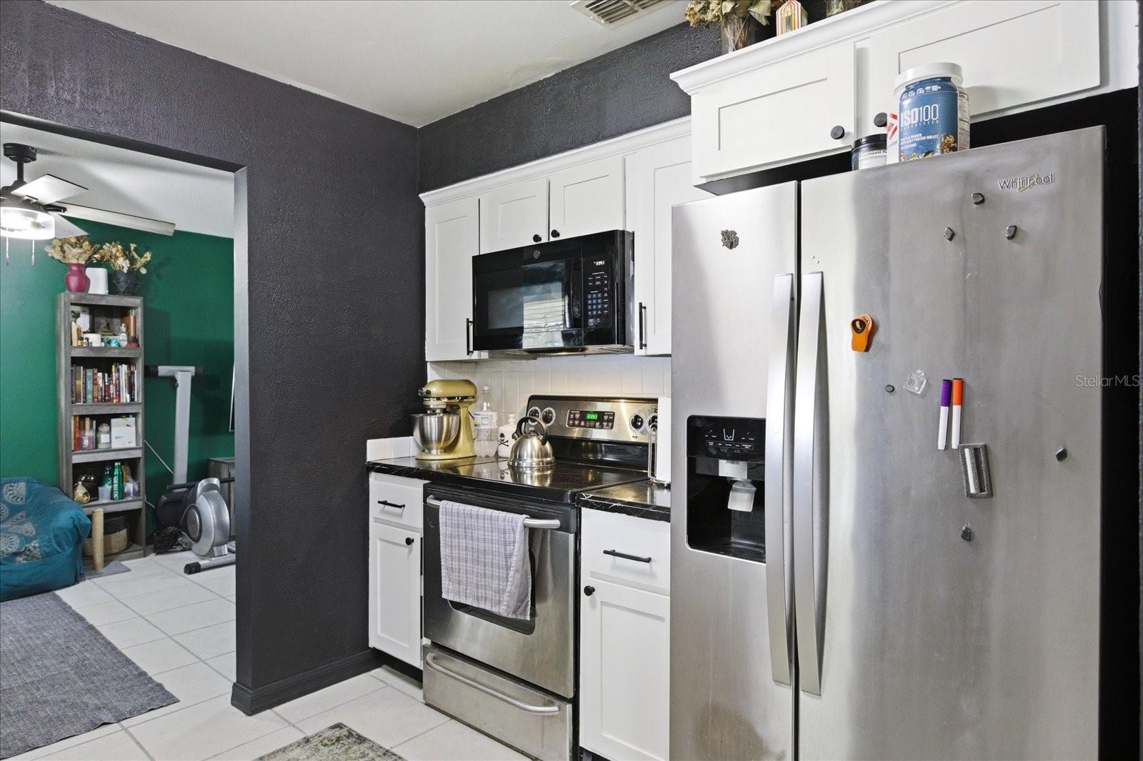 Image 8 of 28 For 4623 Conway Gardens Road