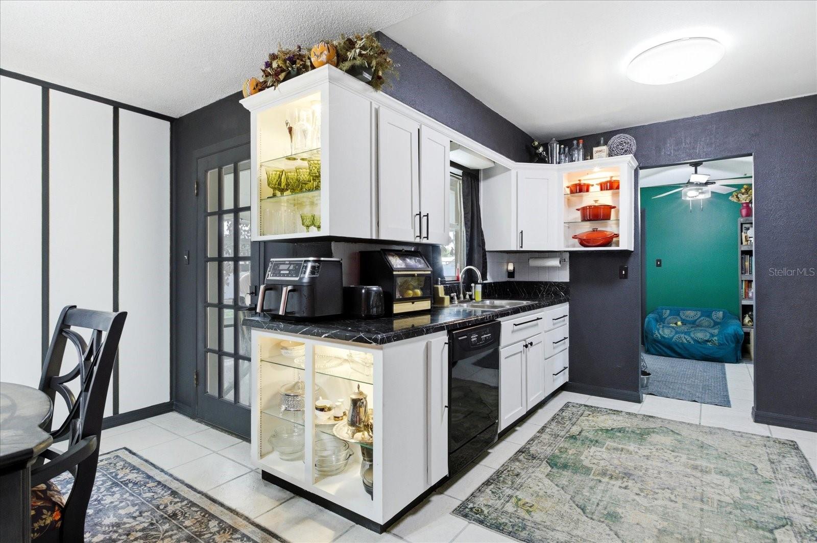 Image 9 of 28 For 4623 Conway Gardens Road