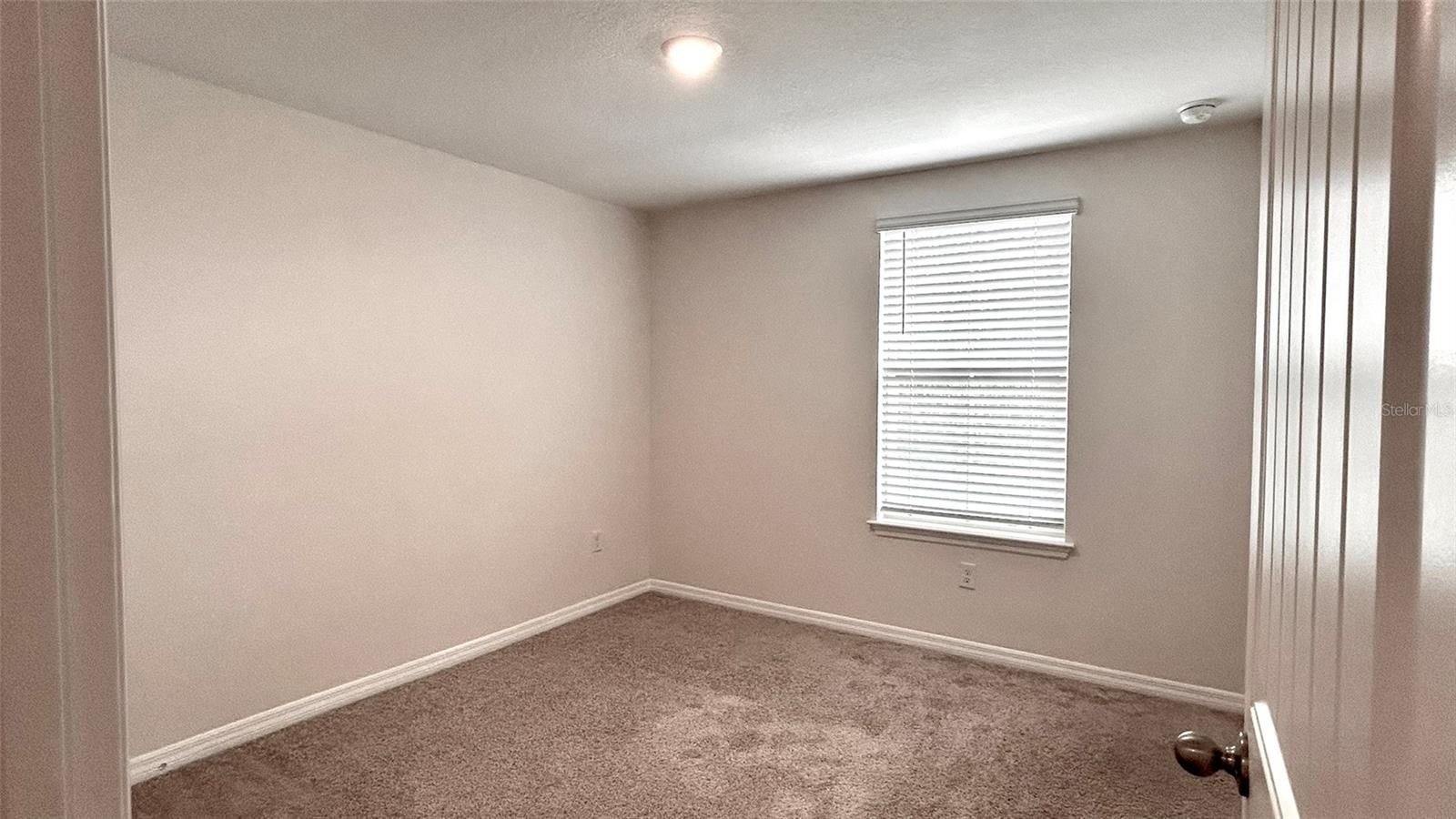 Image 16 of 37 For 11032 Great Rock Street