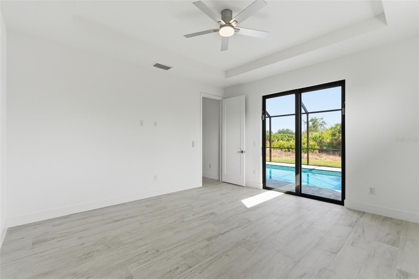 Image 20 of 67 For 10488 Van Wyck Terrace