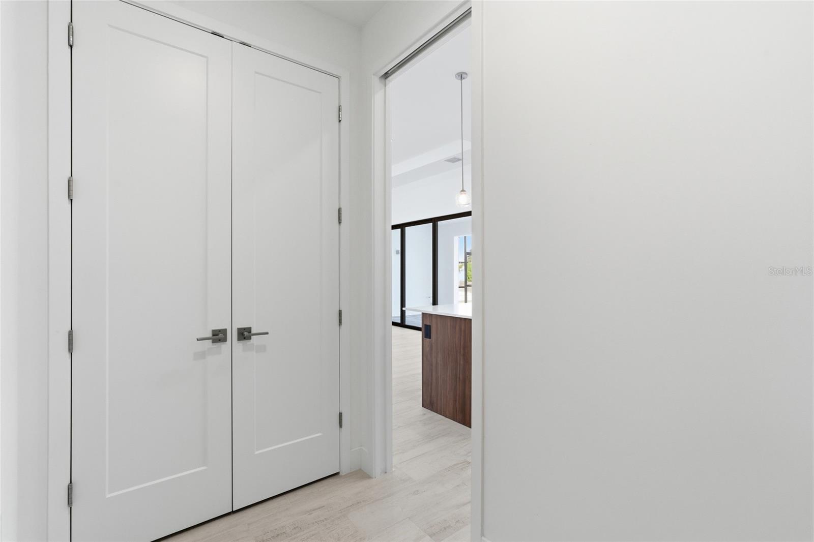 Image 34 of 67 For 10488 Van Wyck Terrace