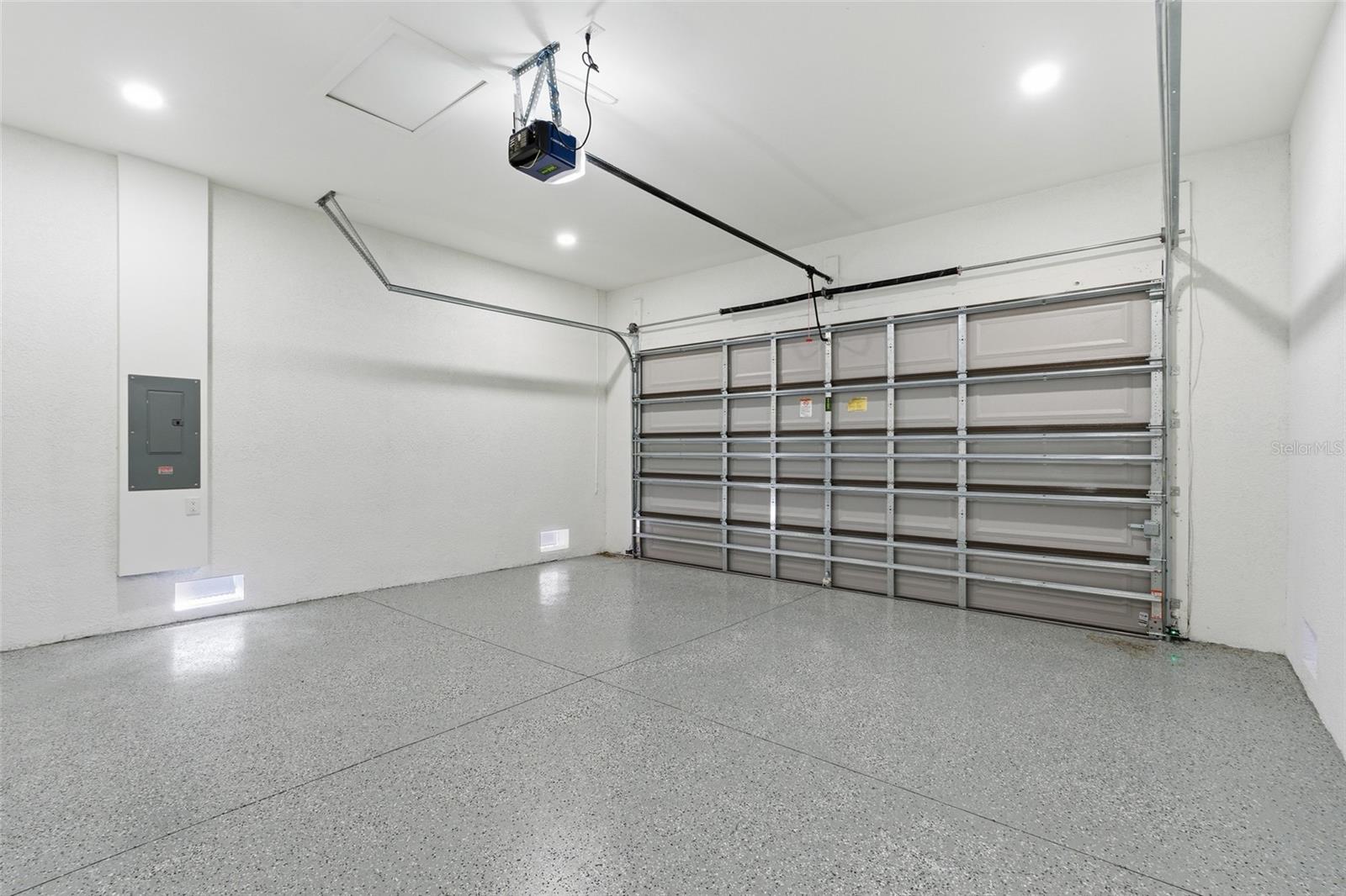 Image 36 of 67 For 10488 Van Wyck Terrace