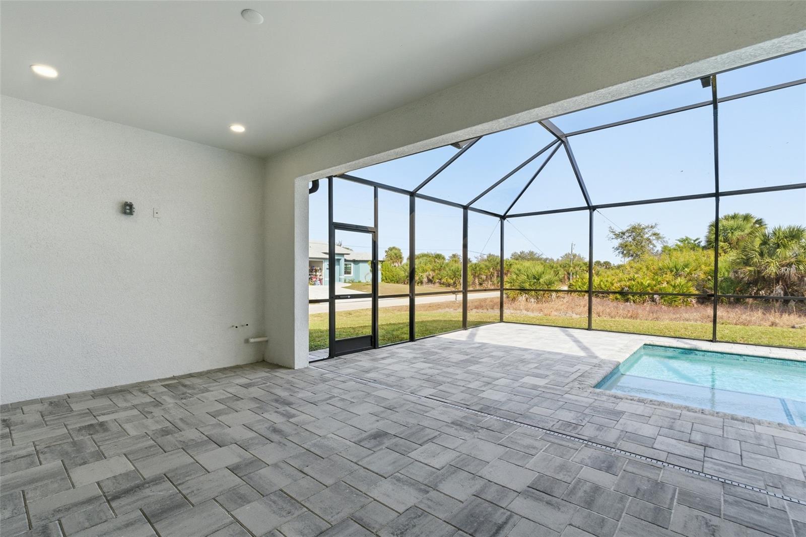 Image 38 of 67 For 10488 Van Wyck Terrace