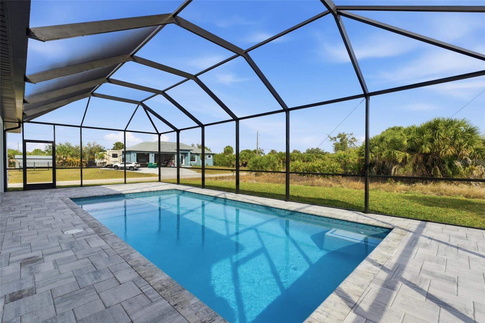 Image 43 of 67 For 10488 Van Wyck Terrace