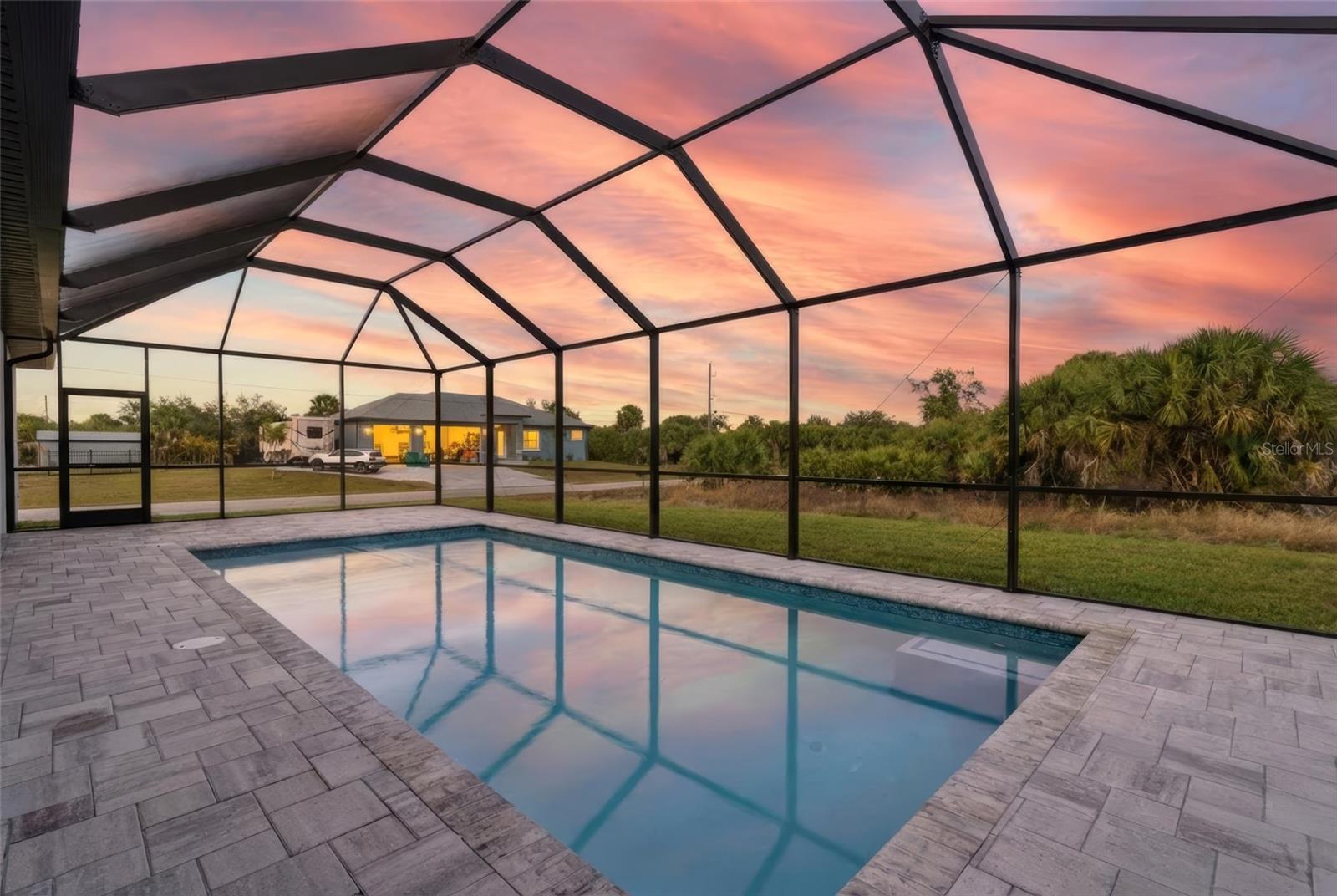 Image 44 of 67 For 10488 Van Wyck Terrace