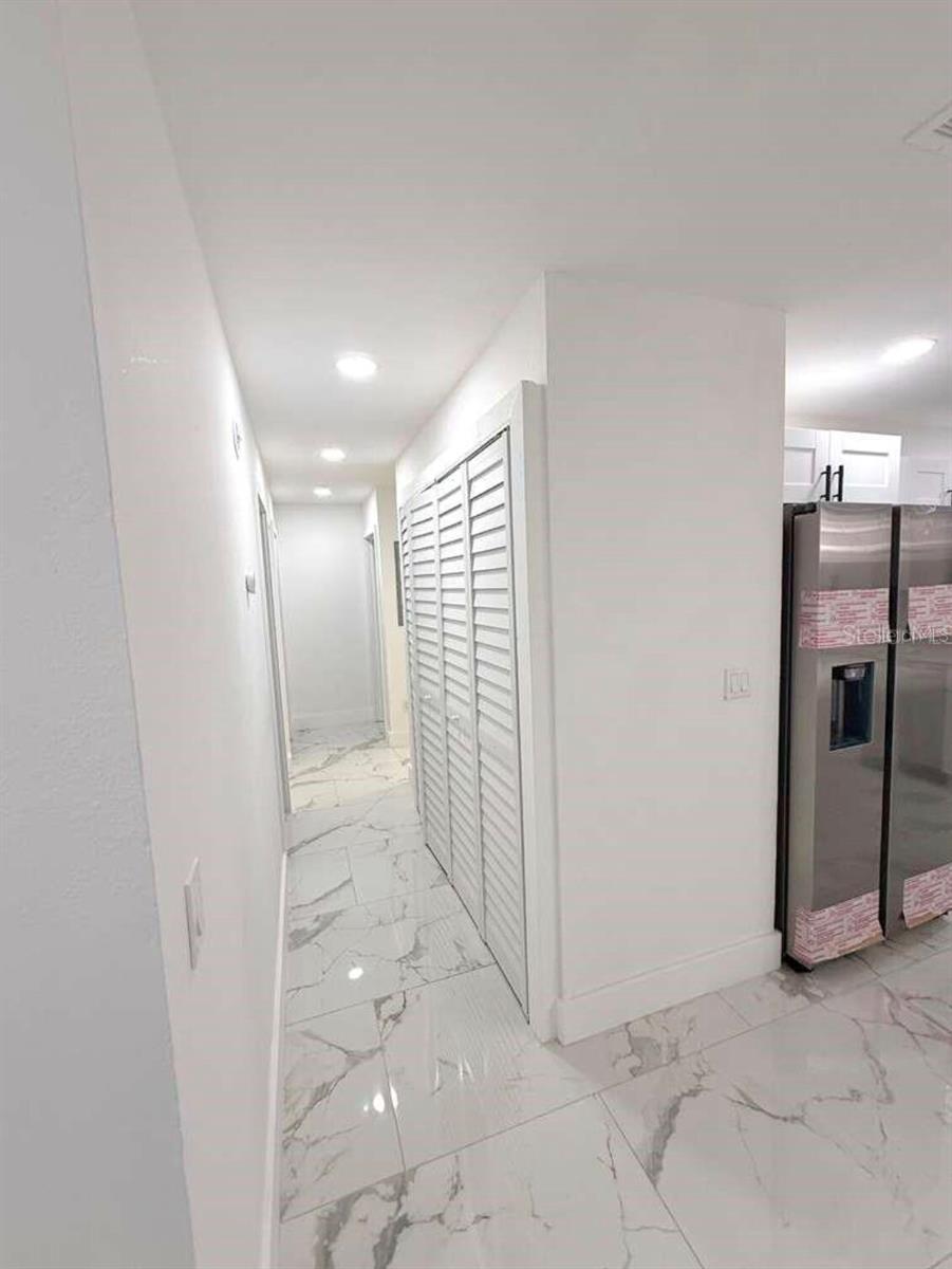 Image 12 of 15 For 1048 Newbern Street Ne