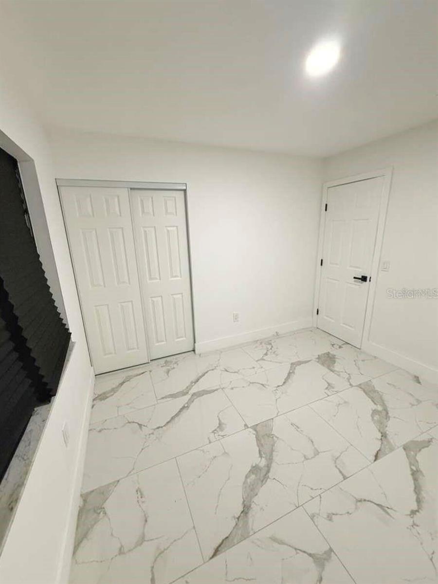 Image 4 of 15 For 1048 Newbern Street Ne