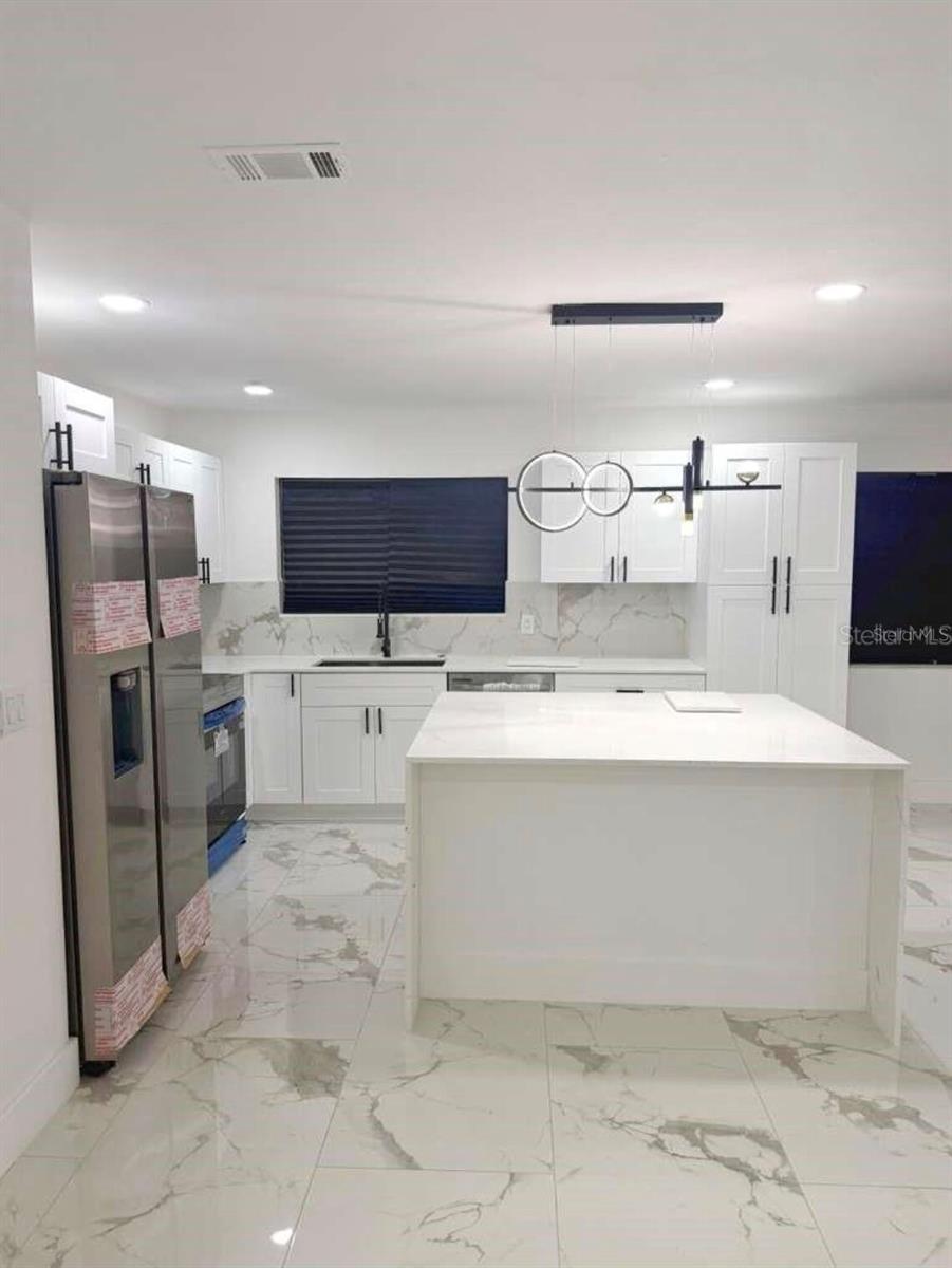 Image 8 of 15 For 1048 Newbern Street Ne