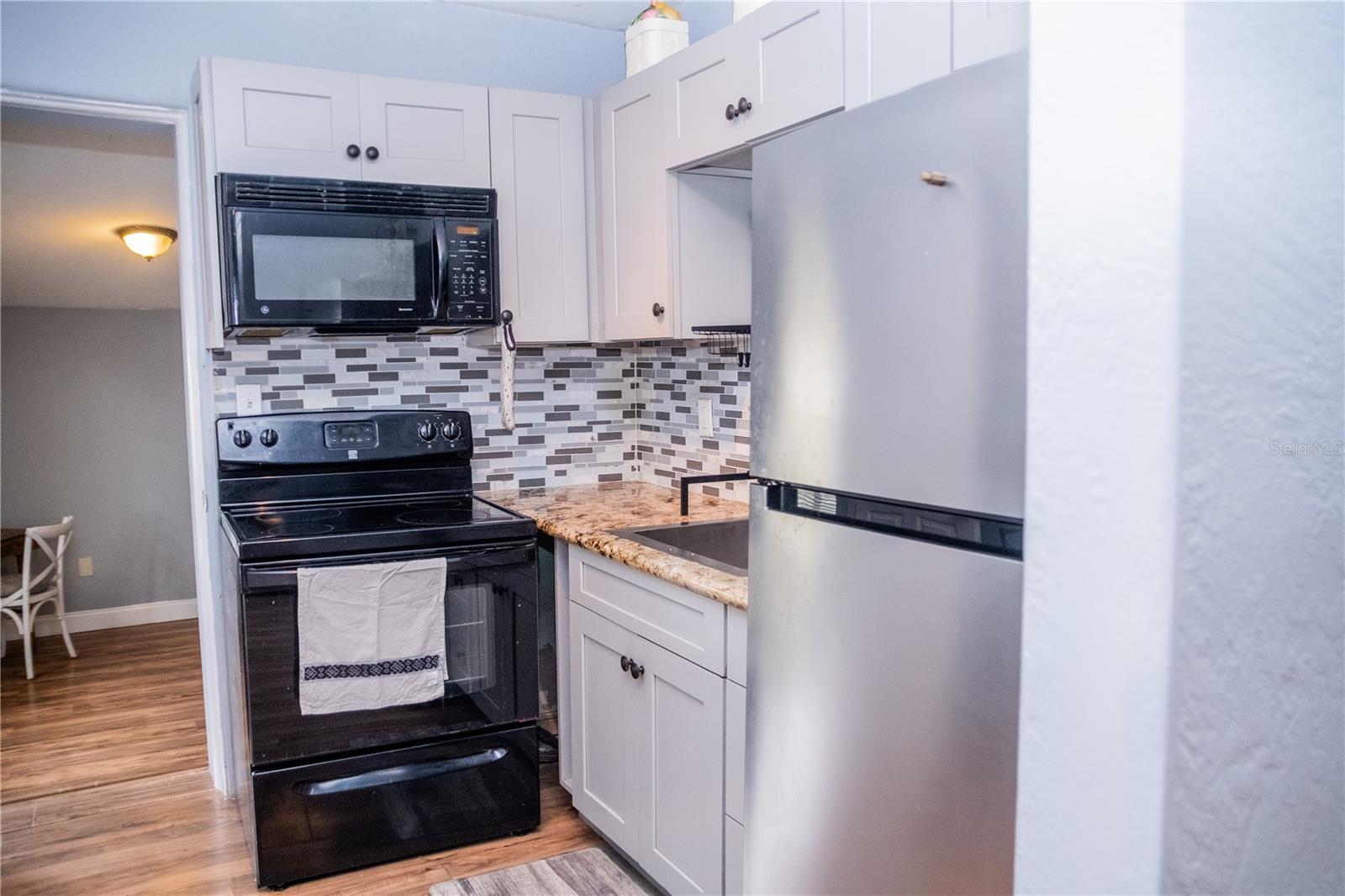 Image 7 of 8 For 313 Center Avenue