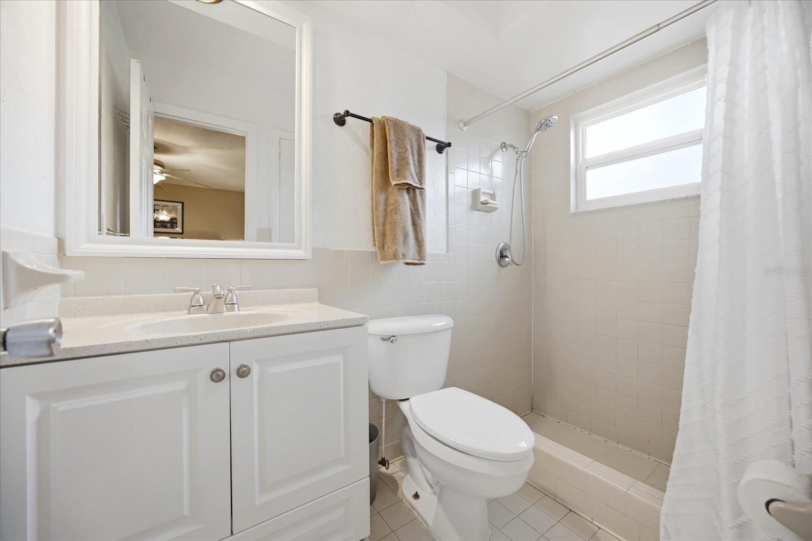 Image 13 of 26 For 2126 Hampton Circle