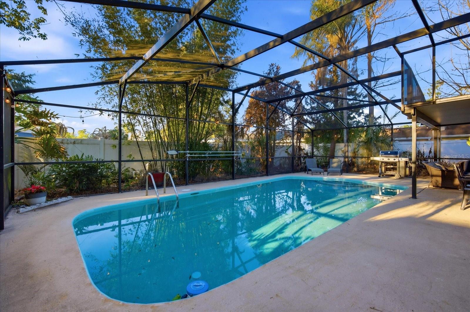 Image 2 of 26 For 2126 Hampton Circle