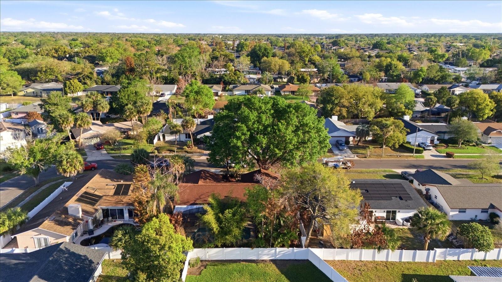 Image 22 of 26 For 2126 Hampton Circle