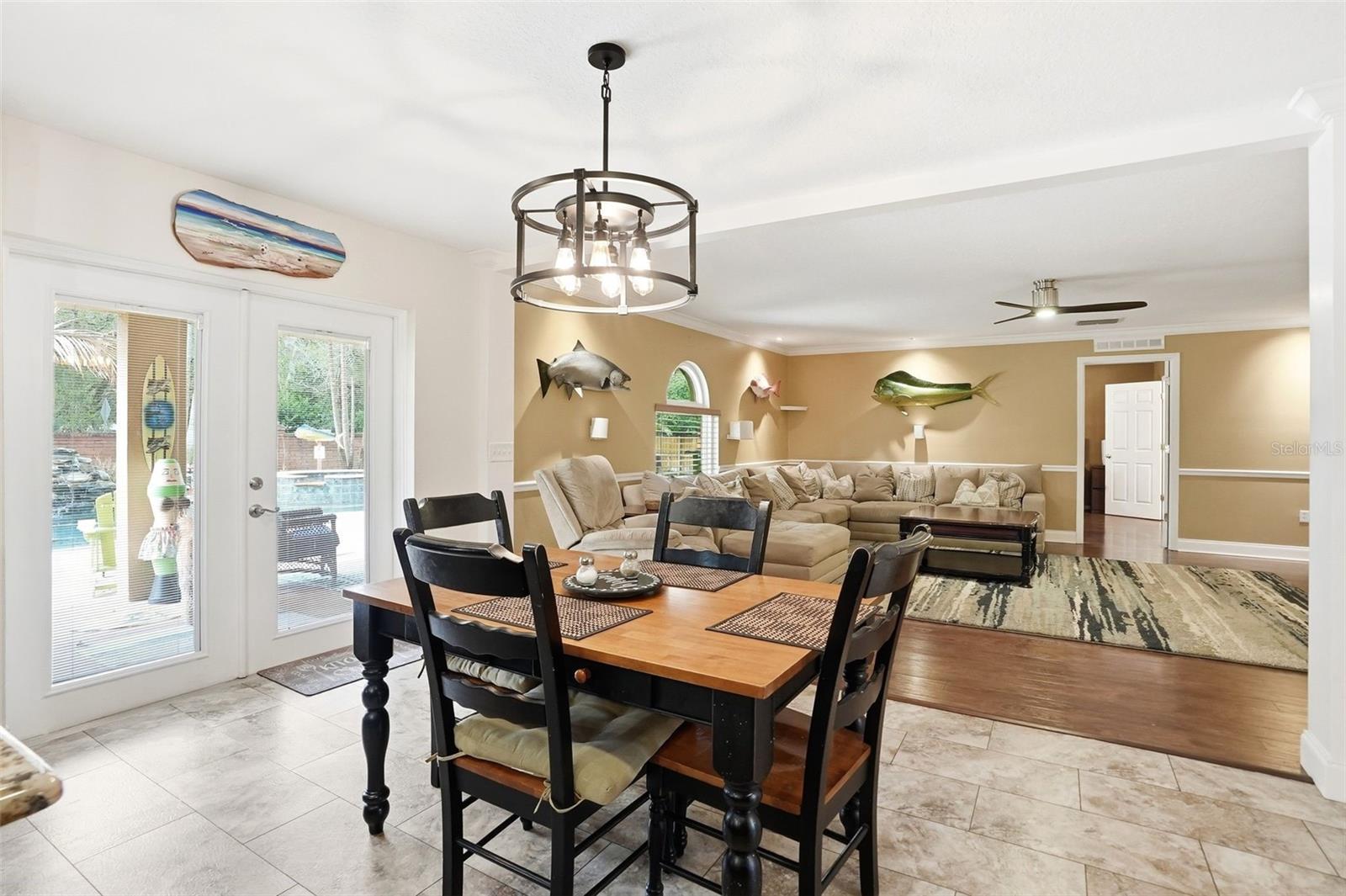 Image 11 of 53 For 467 Granite Circle