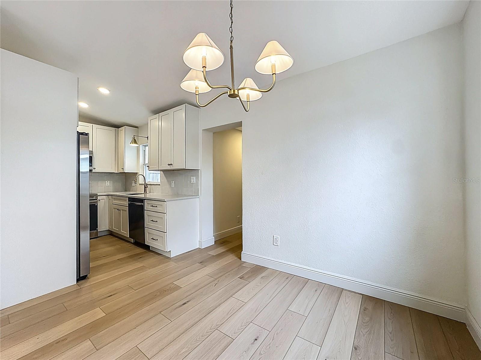 Image 11 of 28 For 1018 Dowd Avenue