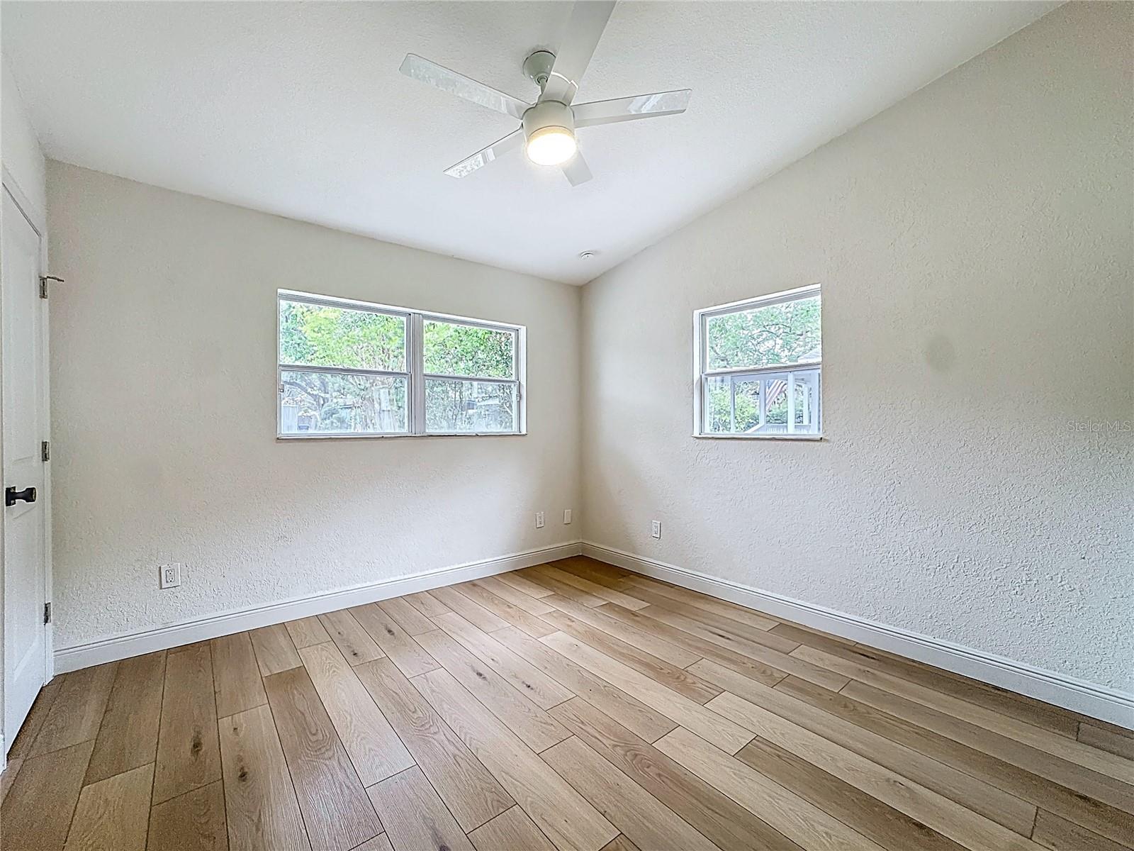 Image 16 of 28 For 1018 Dowd Avenue