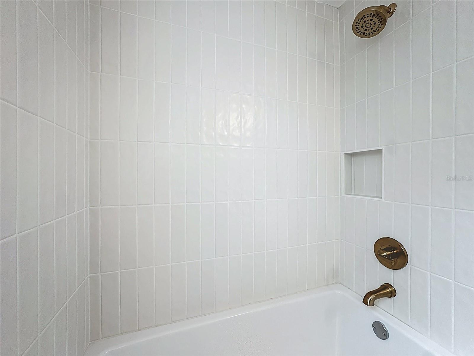 Image 18 of 28 For 1018 Dowd Avenue