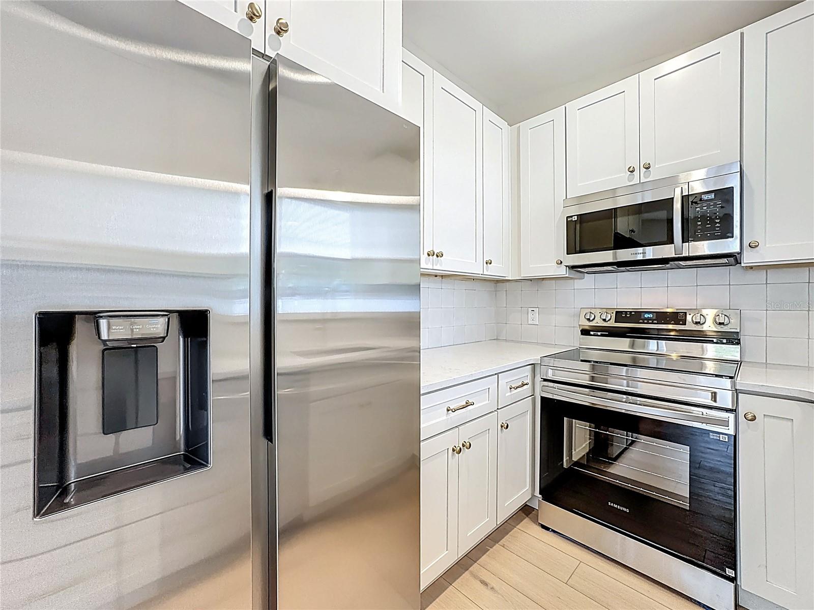 Image 6 of 28 For 1018 Dowd Avenue