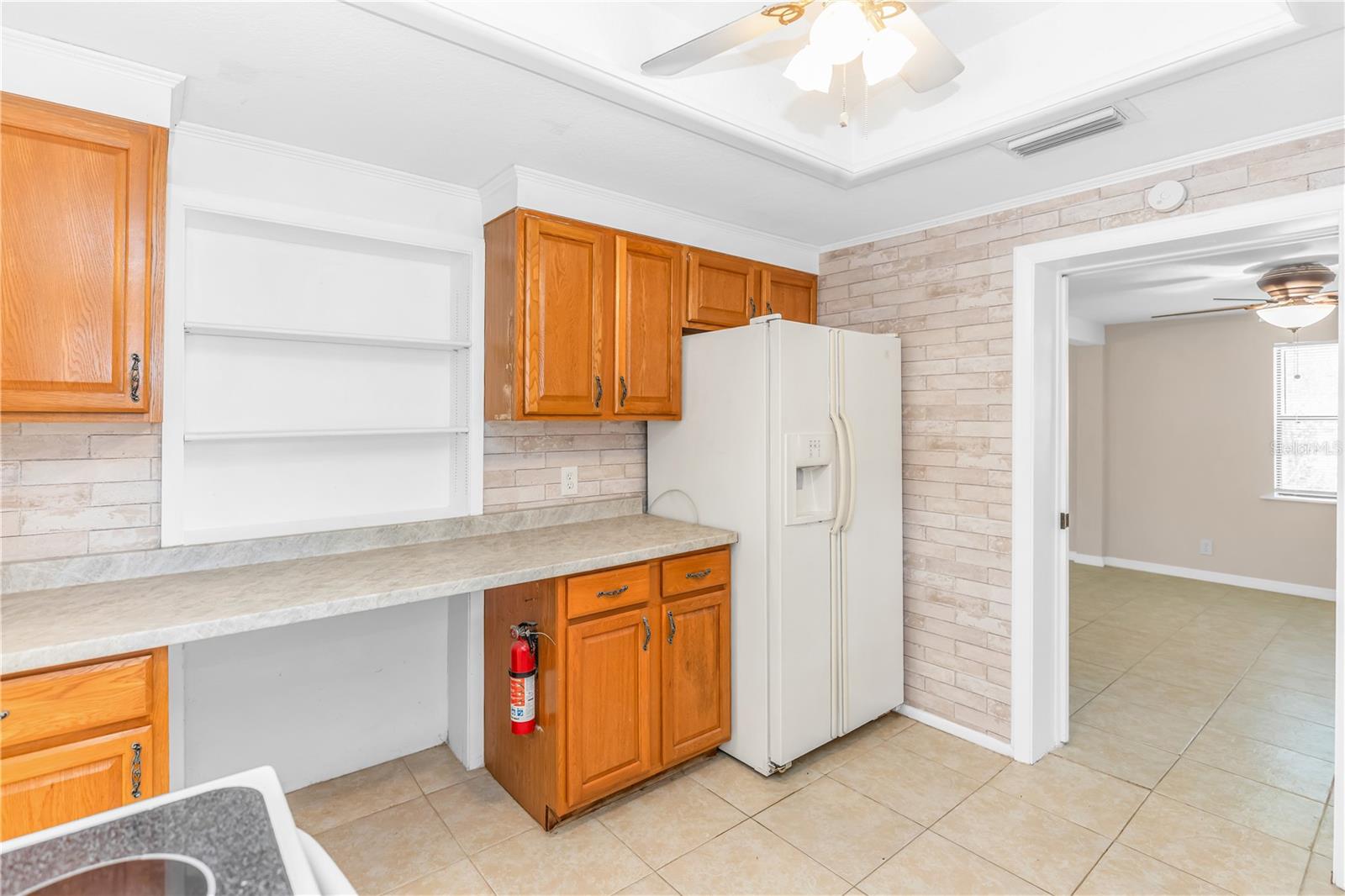 Image 10 of 26 For 885 Wisconsin Avenue