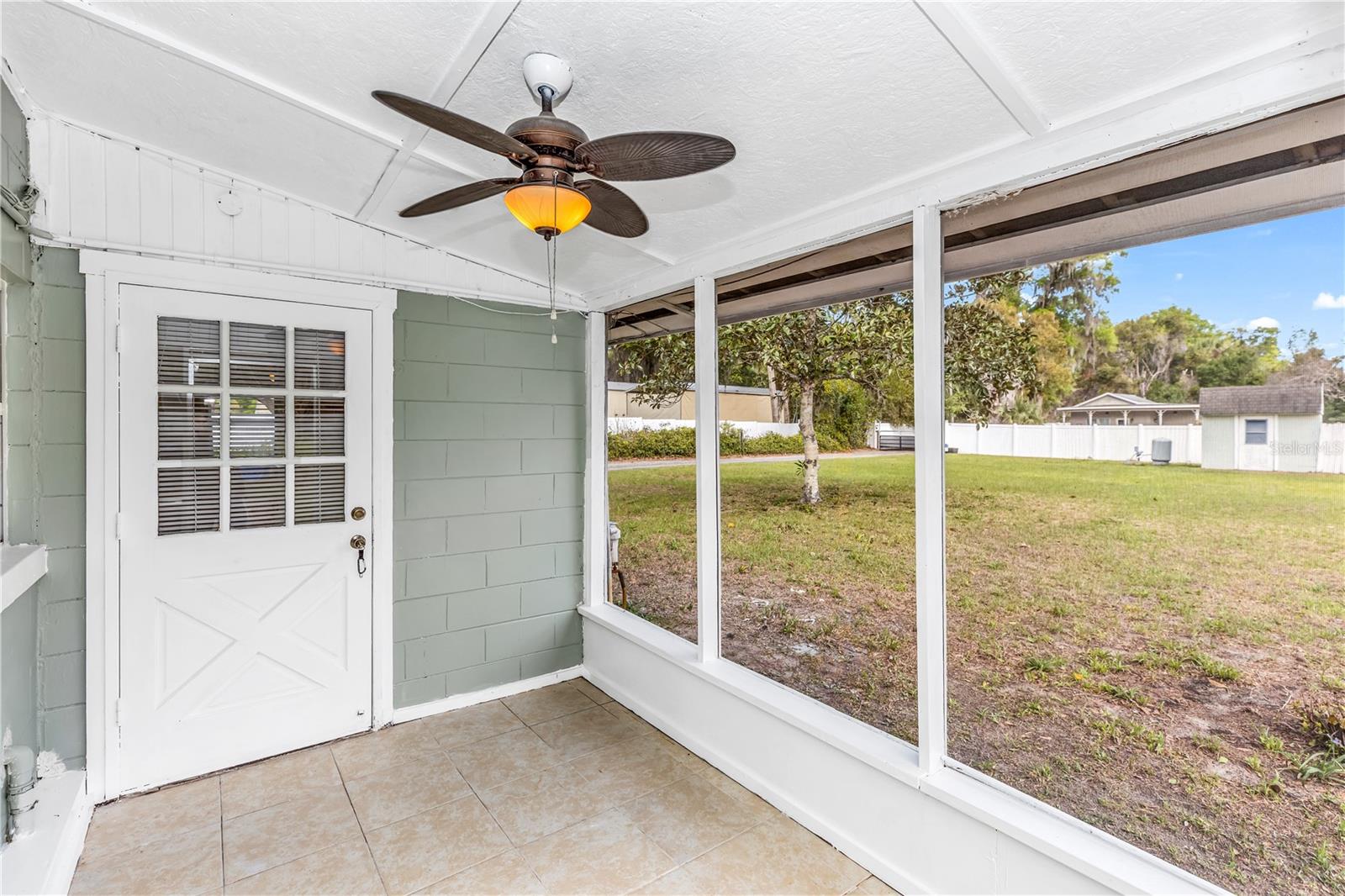 Image 18 of 26 For 885 Wisconsin Avenue