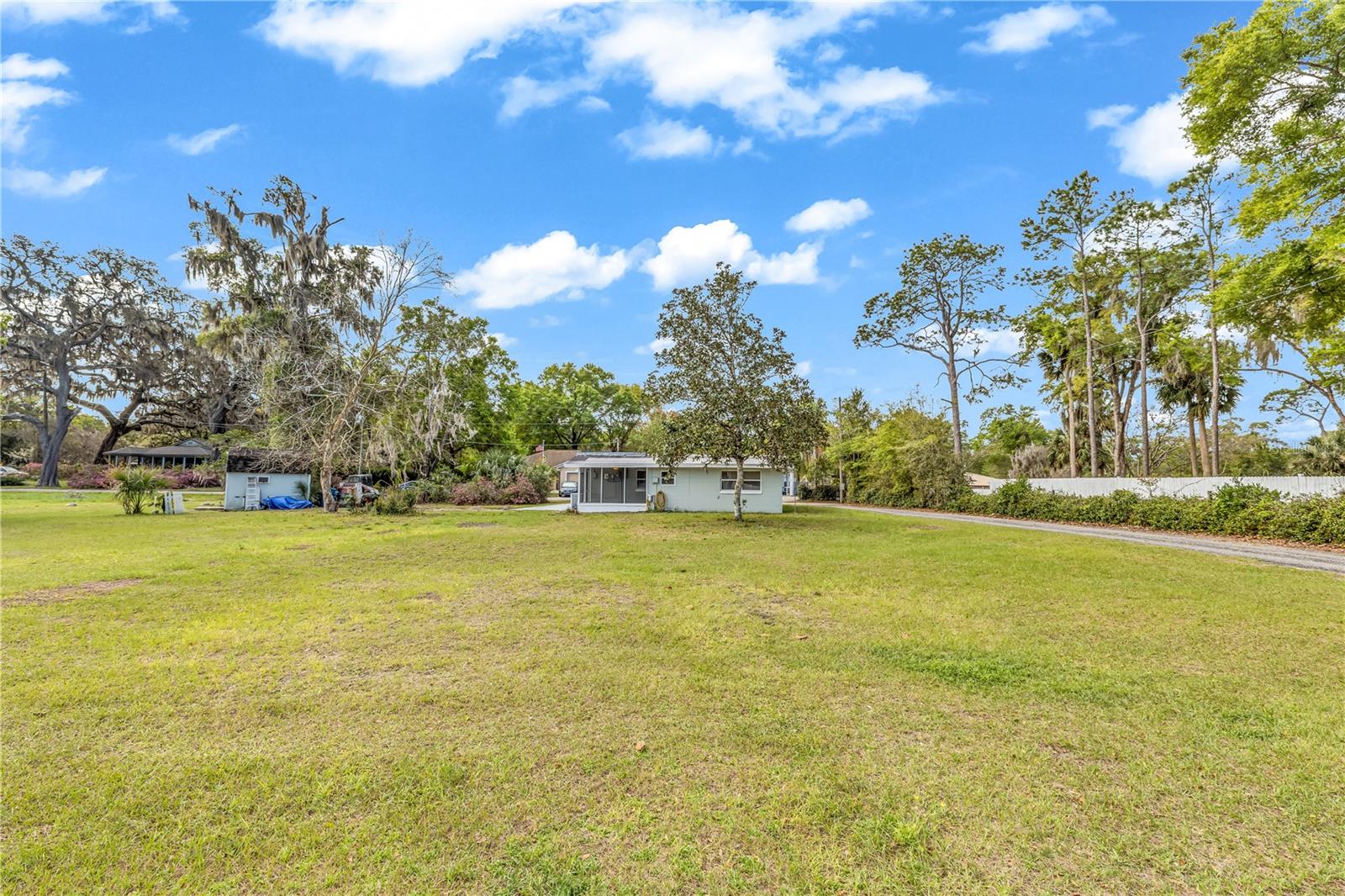 Image 21 of 26 For 885 Wisconsin Avenue