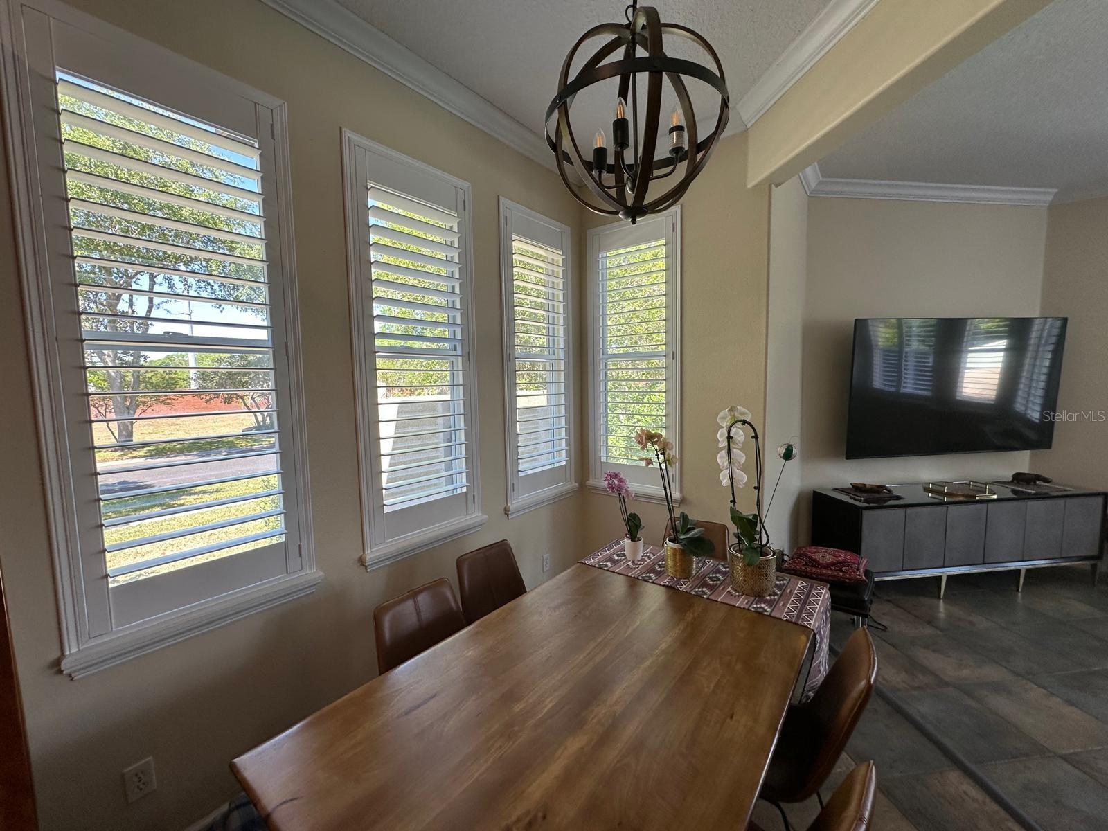 Image 11 of 41 For 8734 Crestgate Circle