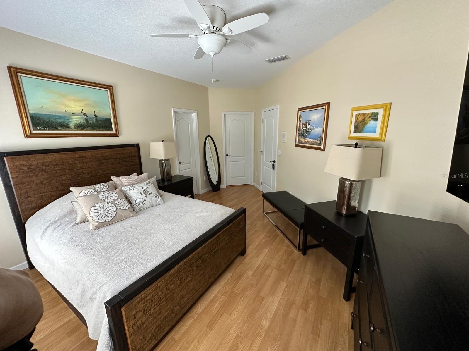 Image 28 of 41 For 8734 Crestgate Circle