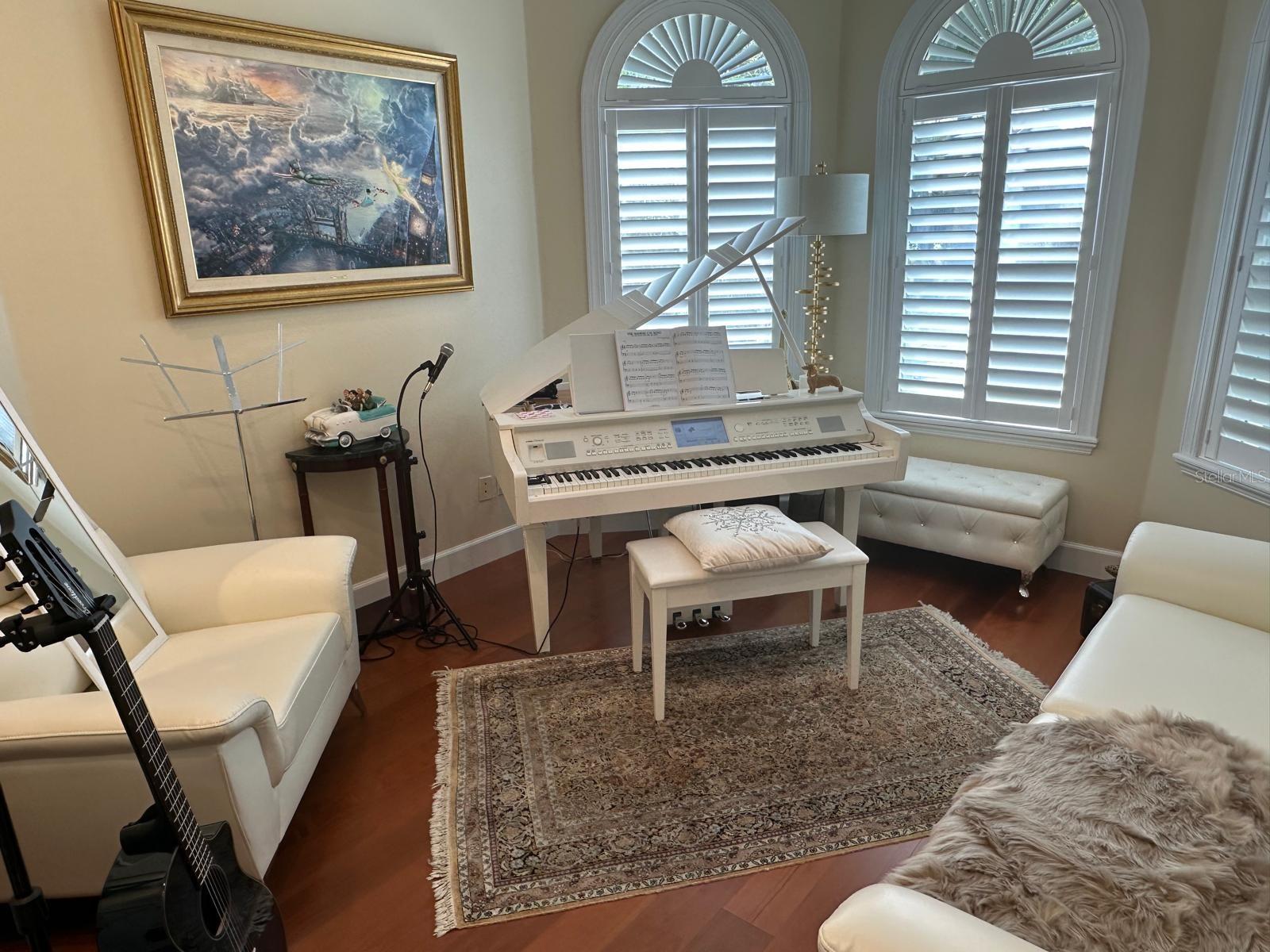 Image 7 of 41 For 8734 Crestgate Circle