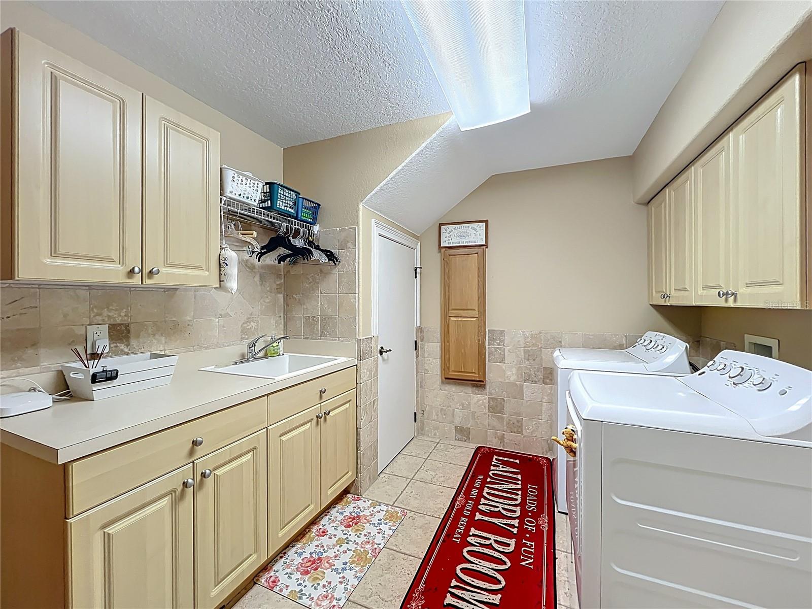 Image 57 of 78 For 1412 Johns Cove Lane