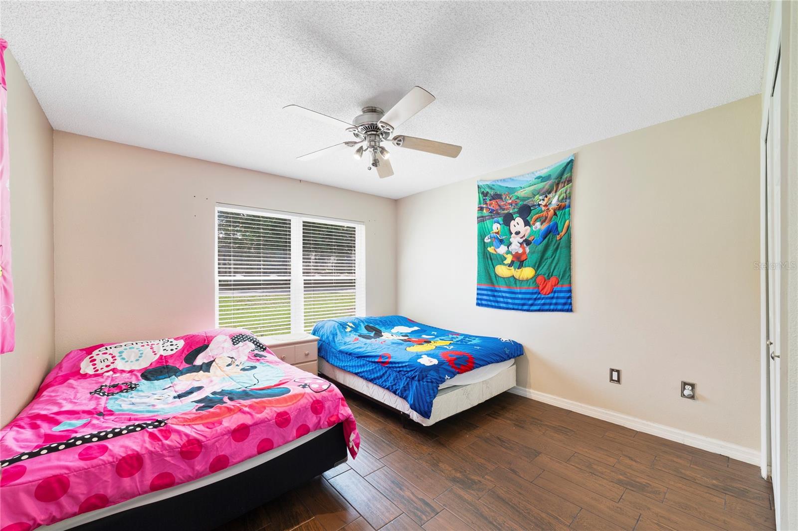 Image 12 of 20 For 213 Sunset Ct