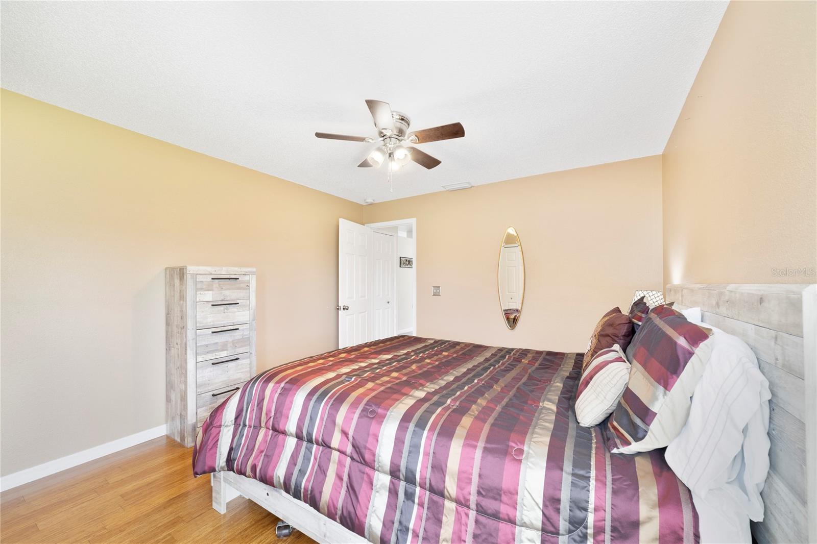 Image 15 of 20 For 213 Sunset Ct