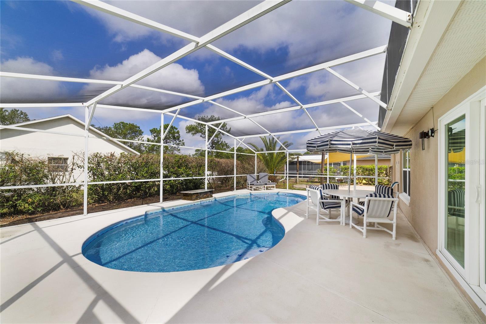 Image 17 of 20 For 213 Sunset Ct