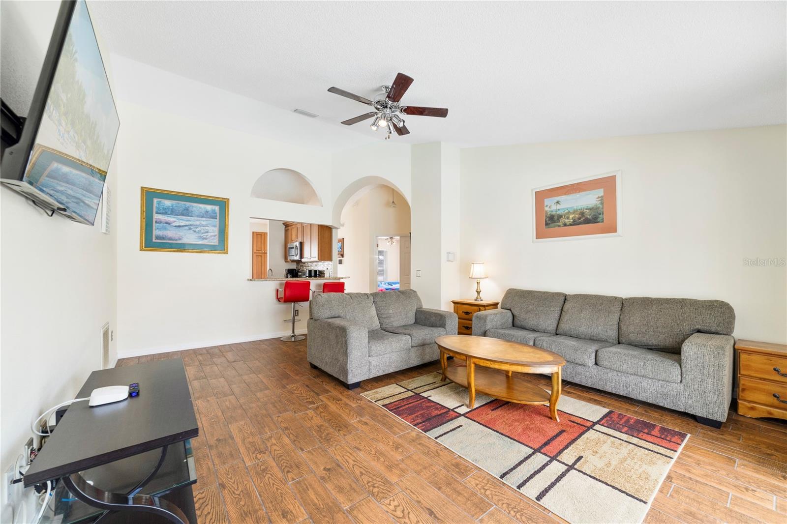 Image 8 of 20 For 213 Sunset Ct