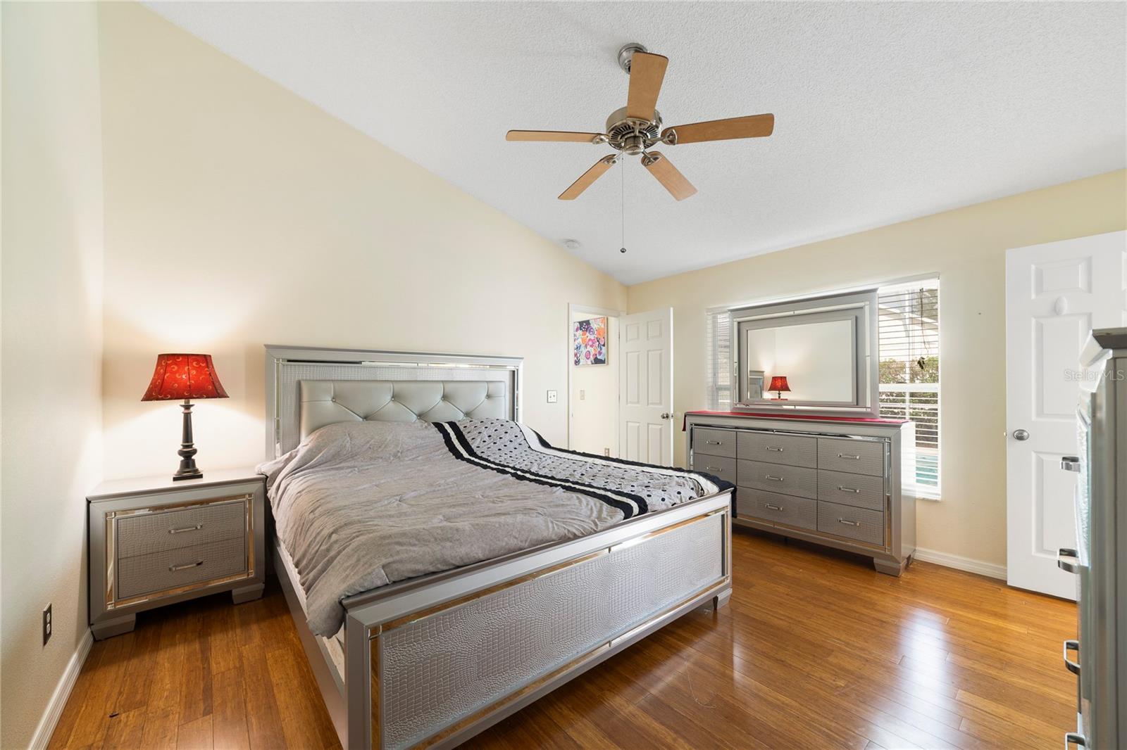 Image 9 of 20 For 213 Sunset Ct