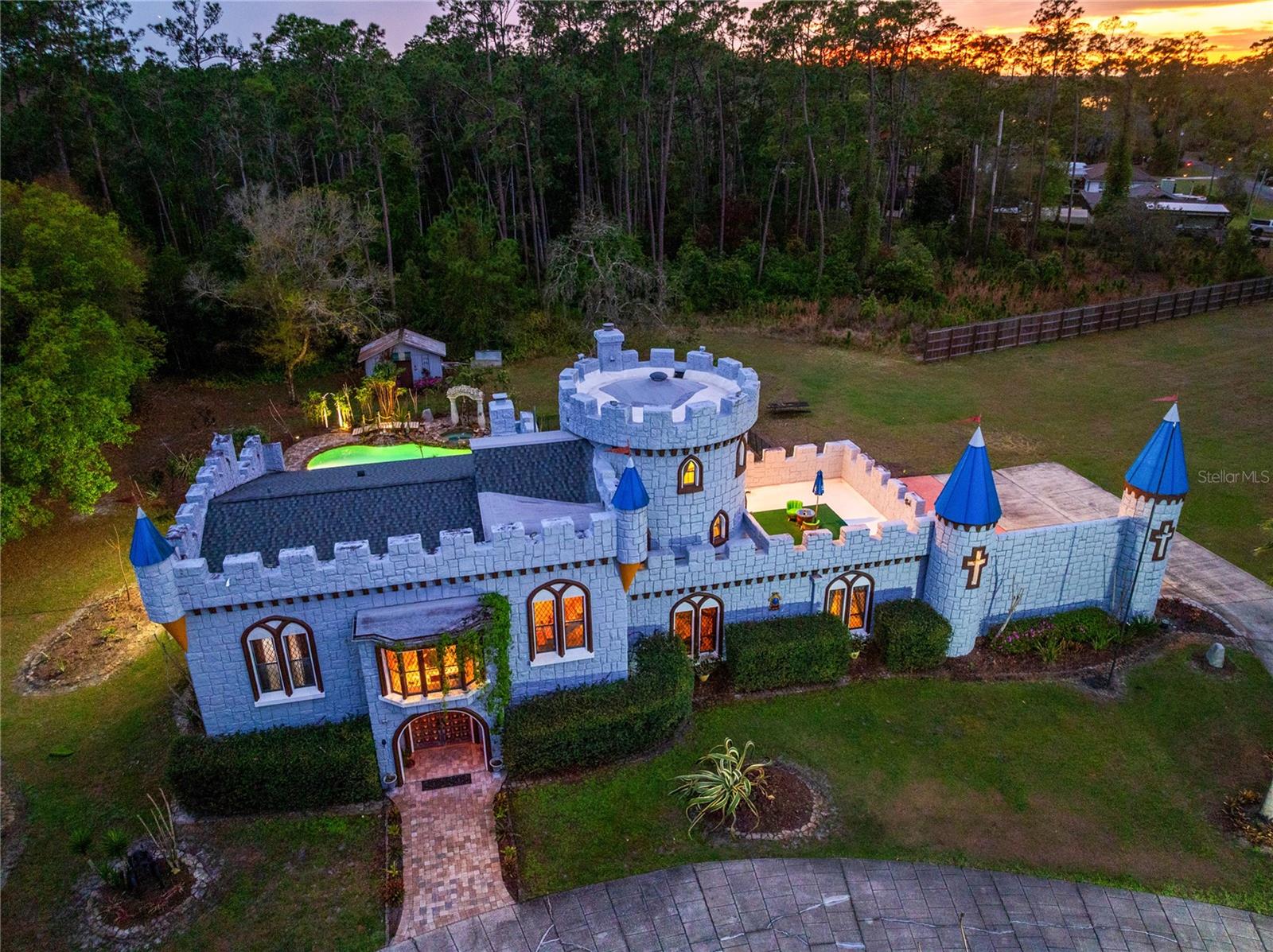 Image 3 of 64 For 14502 Scotch Pine Court