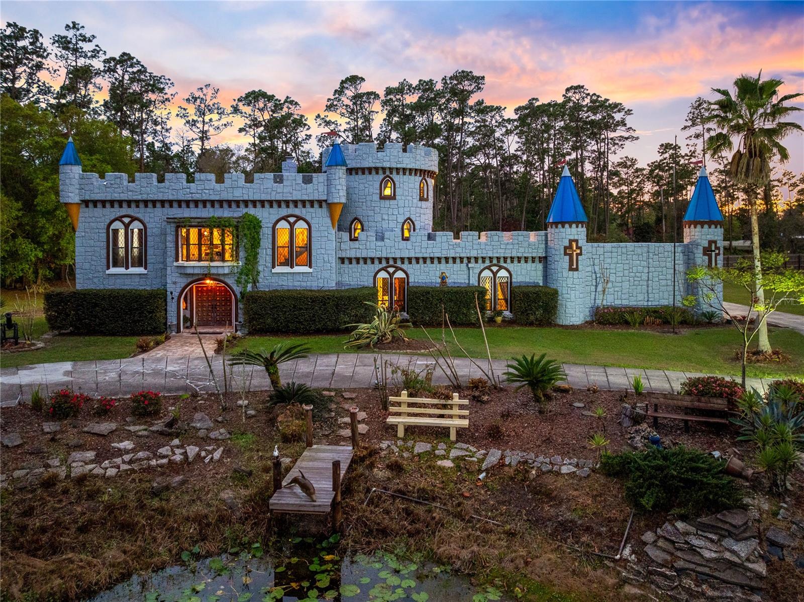 Image 4 of 64 For 14502 Scotch Pine Court