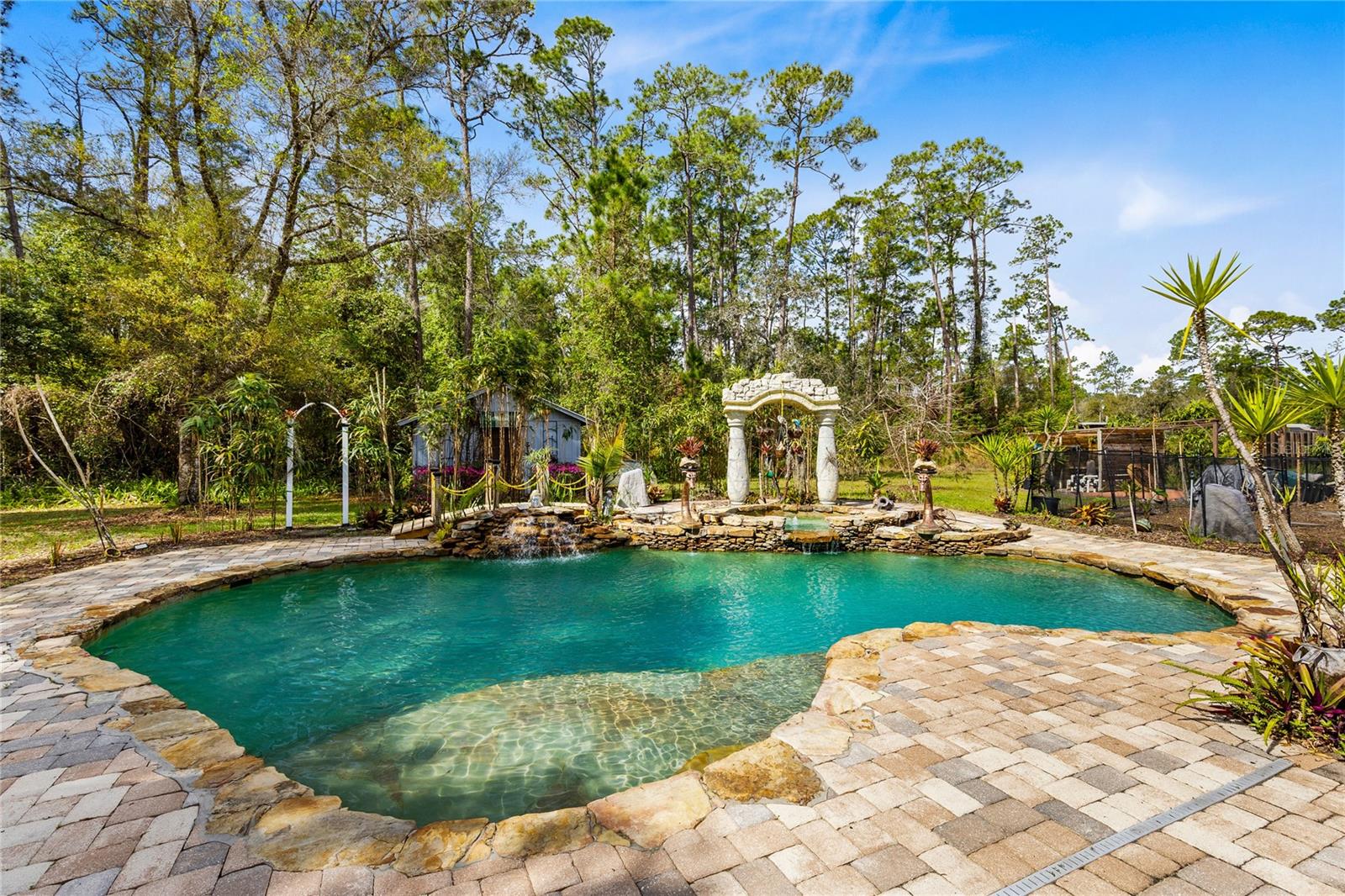 Image 40 of 64 For 14502 Scotch Pine Court