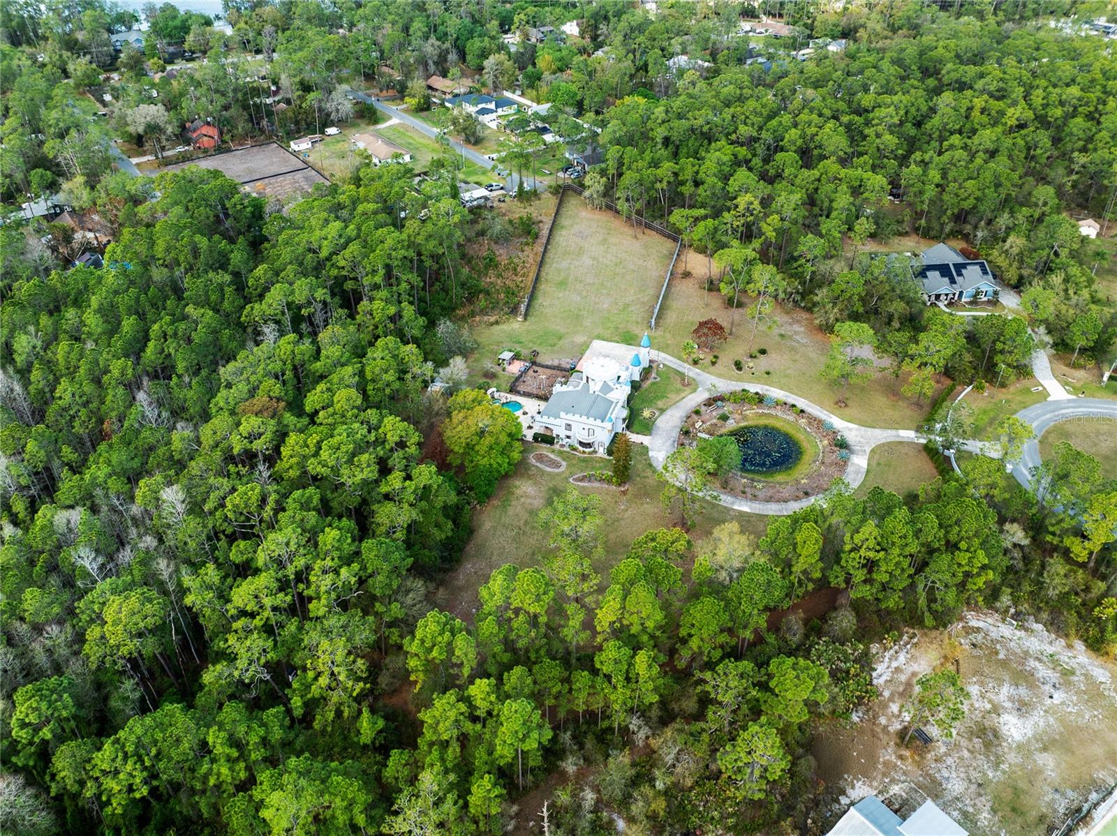 Image 54 of 64 For 14502 Scotch Pine Court