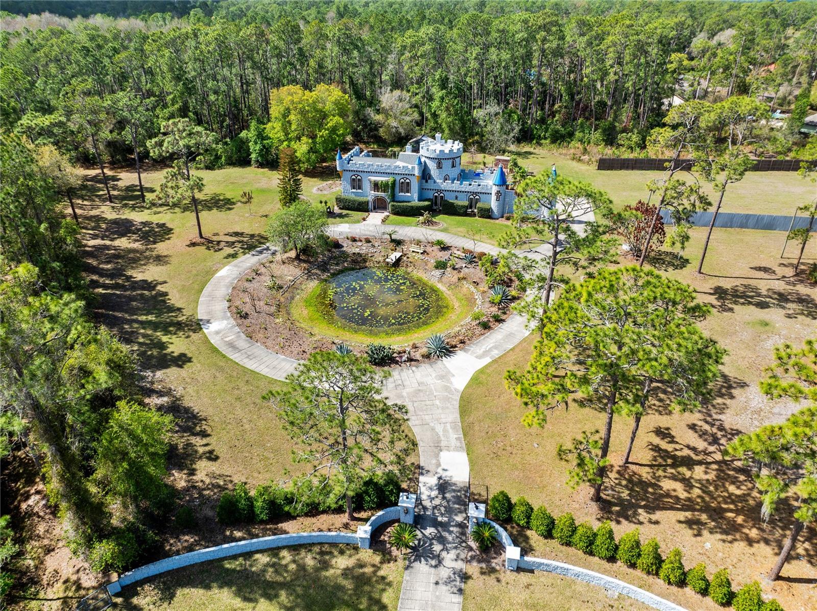 Image 55 of 64 For 14502 Scotch Pine Court