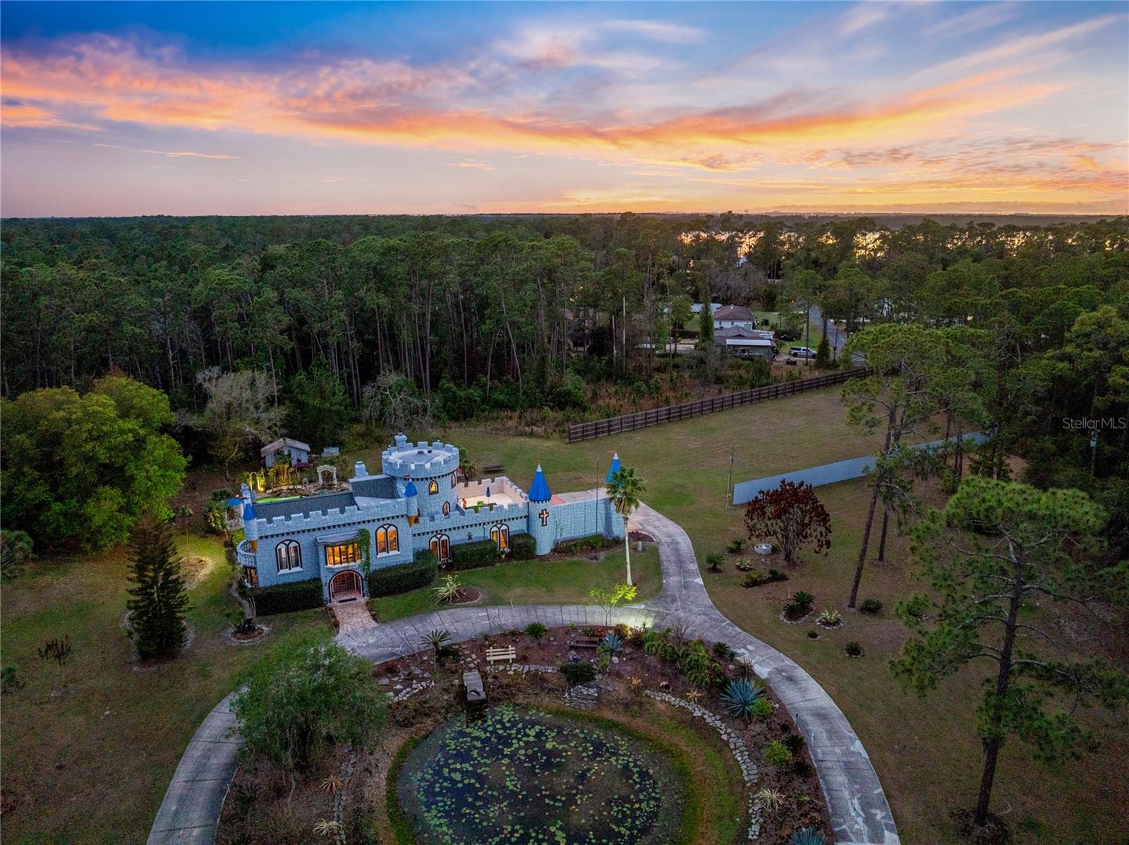 Image 58 of 64 For 14502 Scotch Pine Court