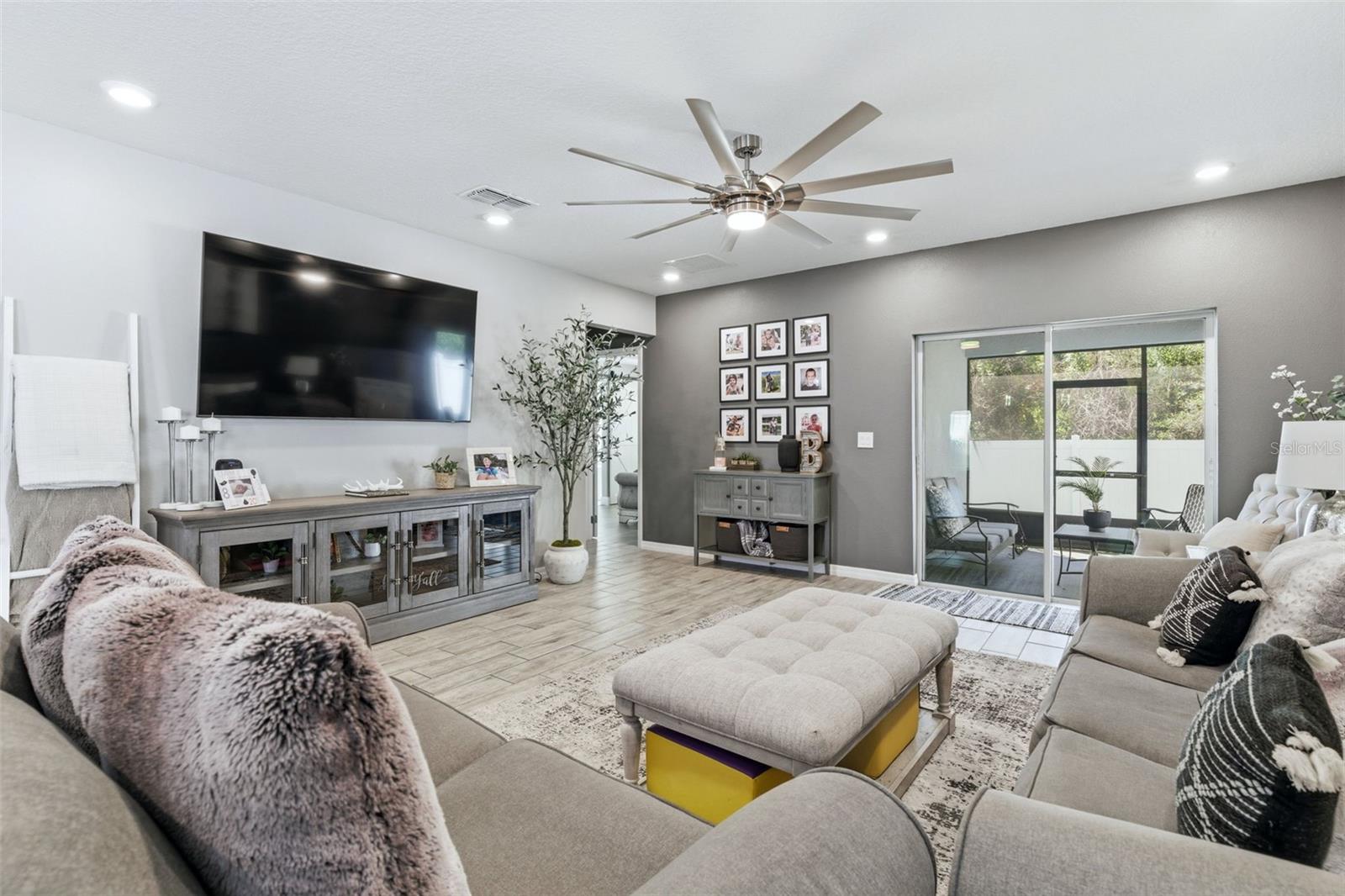 Image 11 of 33 For 262 Fiesta Key Loop