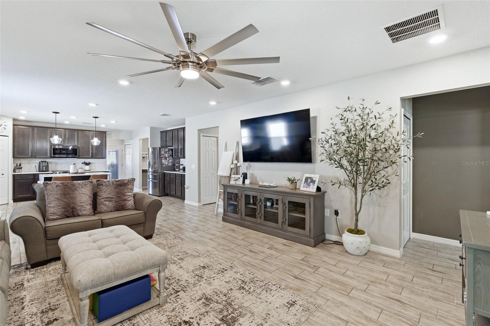 Image 13 of 33 For 262 Fiesta Key Loop