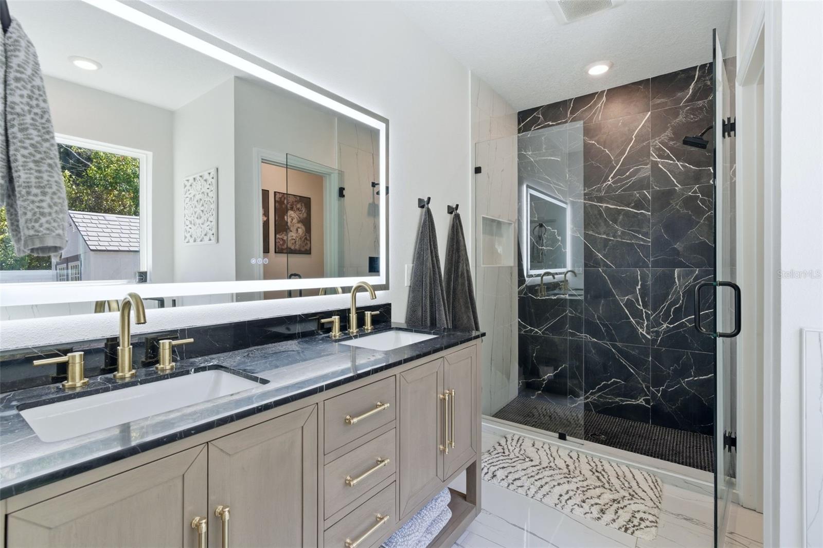 Image 20 of 33 For 262 Fiesta Key Loop