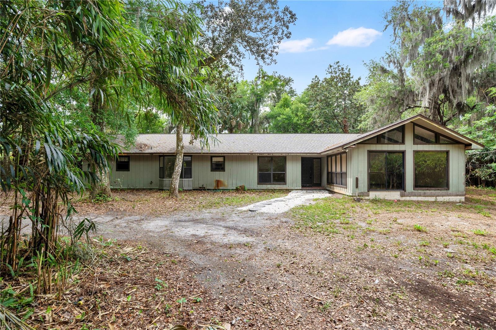 Details for 599 Lake Geneva Road, GENEVA, FL 32732