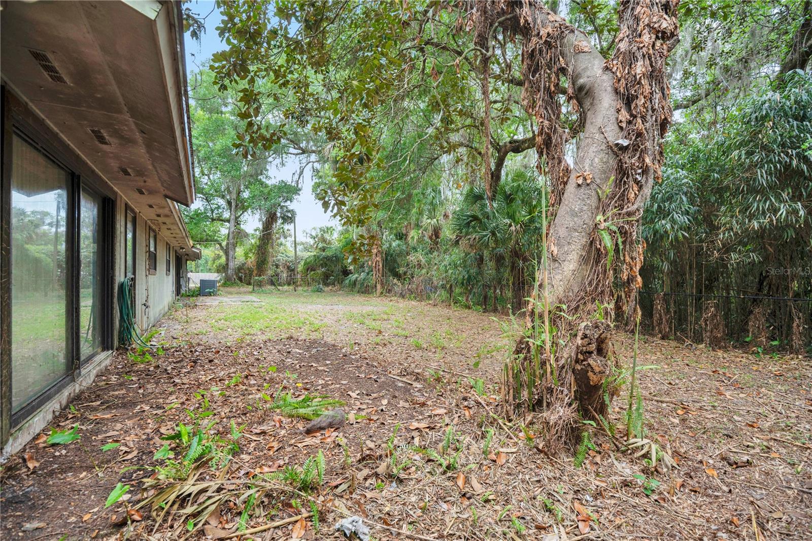 Image 21 of 38 For 599 Lake Geneva Road