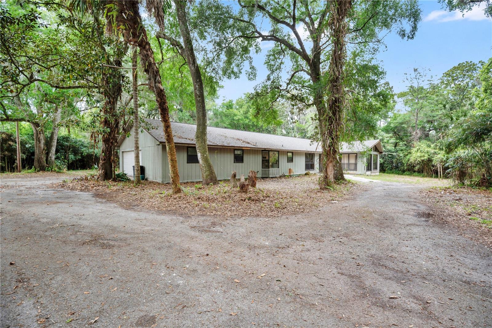 Image 27 of 38 For 599 Lake Geneva Road