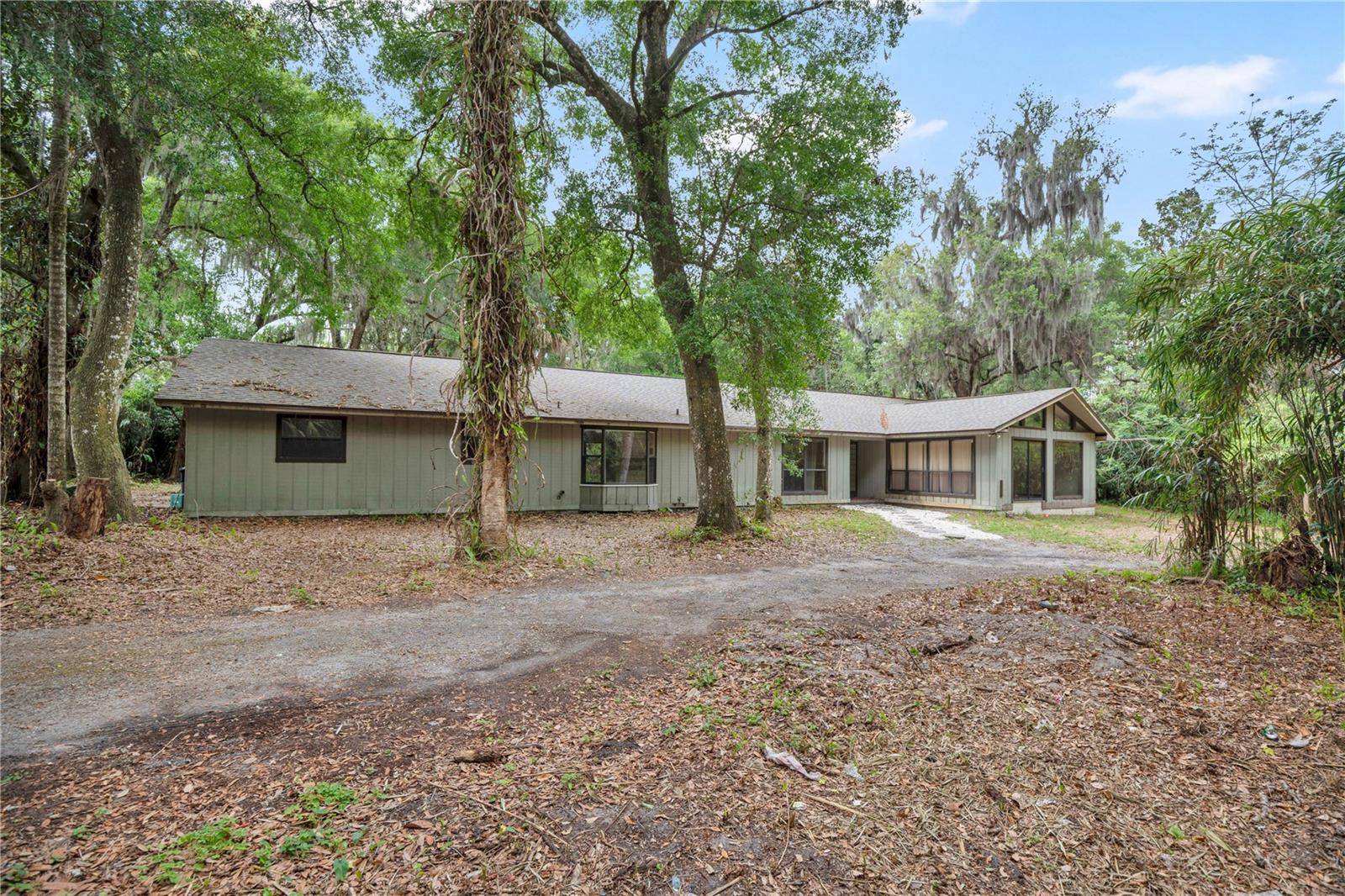 Image 28 of 38 For 599 Lake Geneva Road